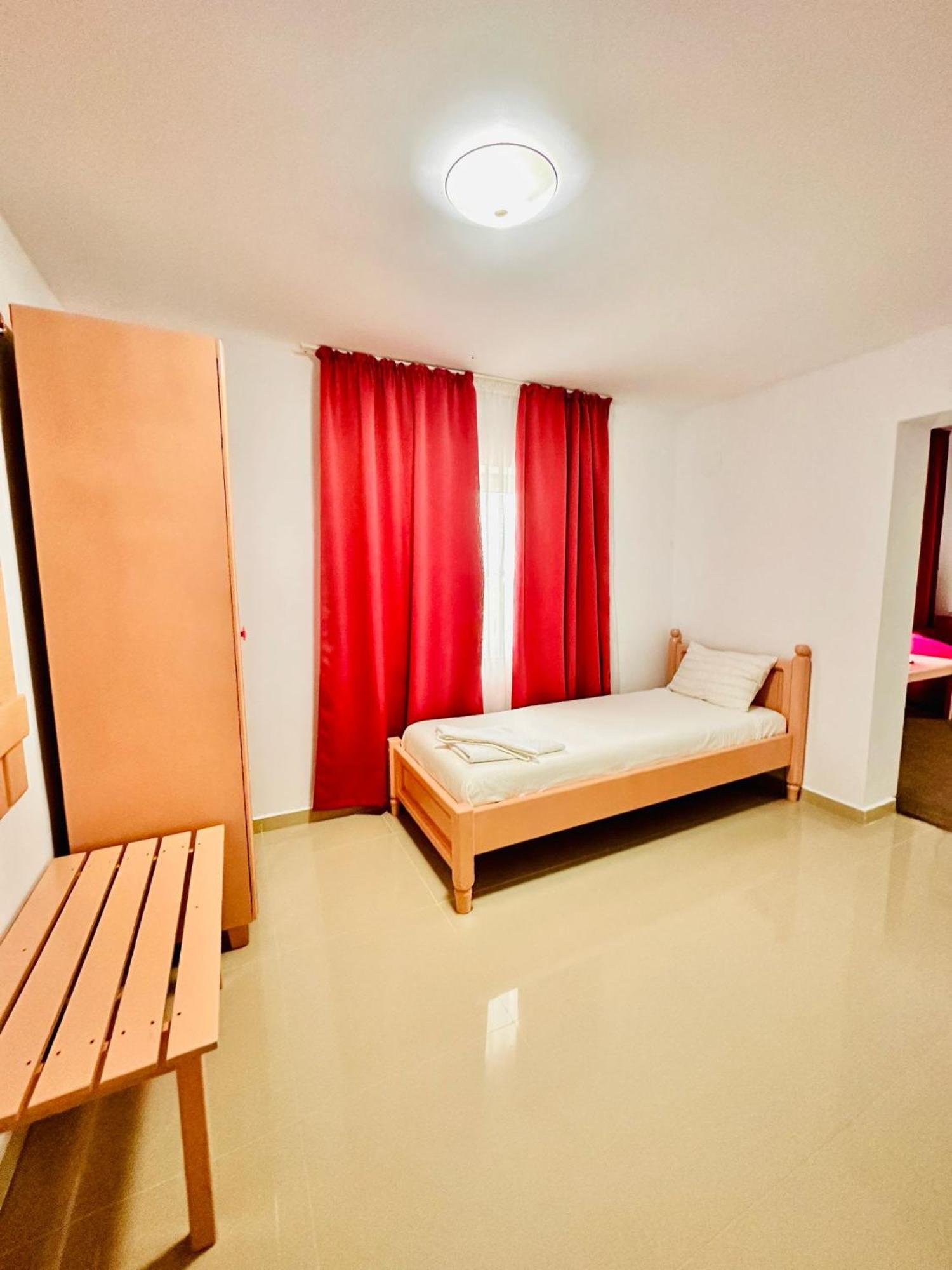 Hotel Pensiunea Fabian à Jurilovca Extérieur photo