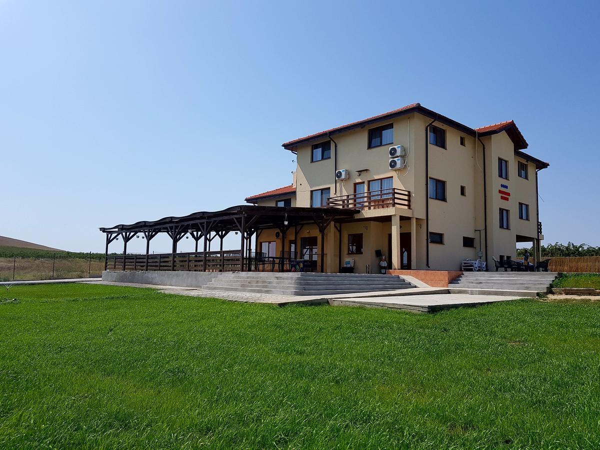 Hotel Pensiunea Fabian à Jurilovca Extérieur photo